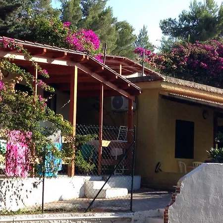 Holiday park Villaggio Club Baia Di Paradiso 3*